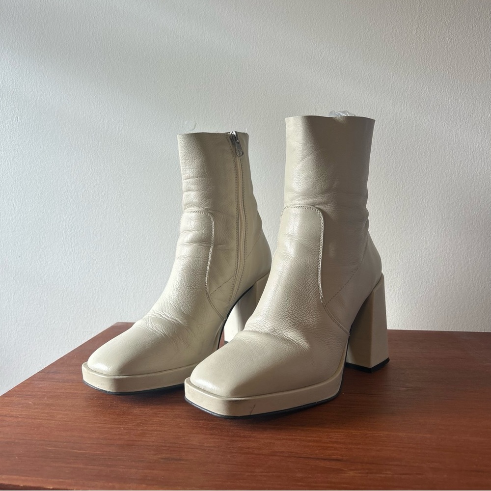 L'INTERVALLE Off-White Leather Square-Toe Block Heel Ankle Boots